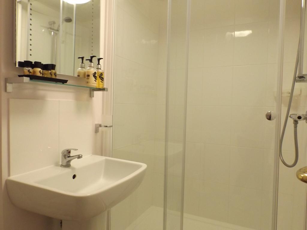 Old Riverview Guest House Earith Kamer foto